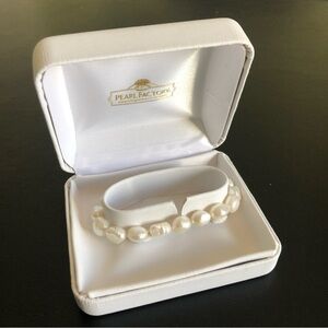 White Pearl Bracelet